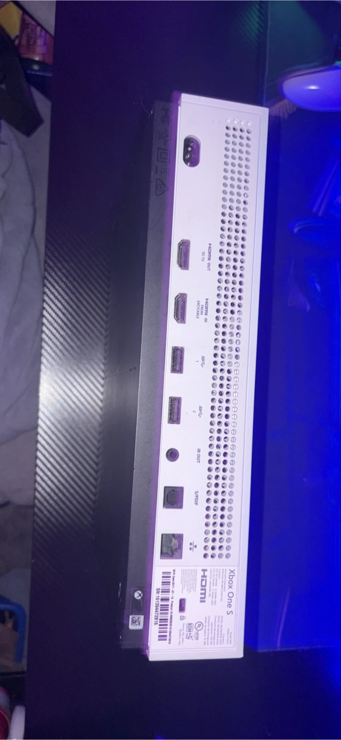 Xbox one S - photo 2