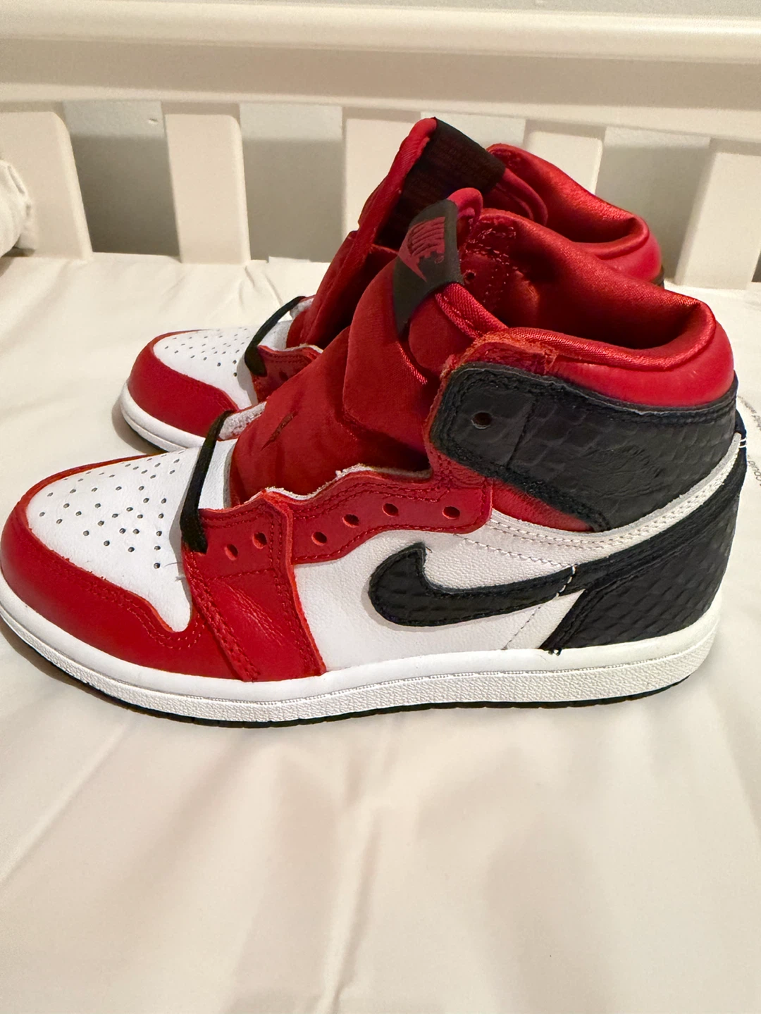 Jordan 1 Retro High Satin Snake Chicago sneakers - photo 2