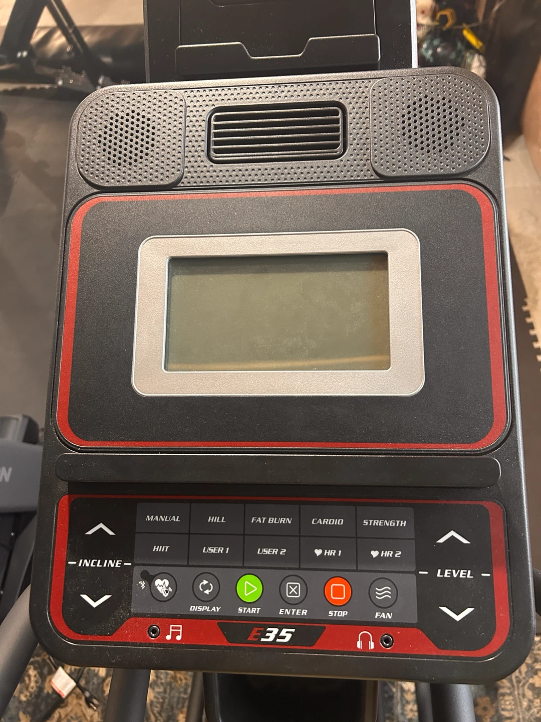 Sole E35 Elliptical Trainer - photo 3