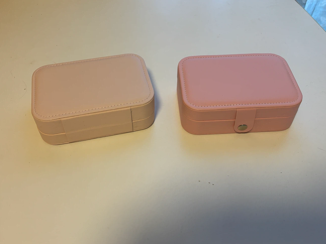 Jewellery Organizer Box （two colours available)