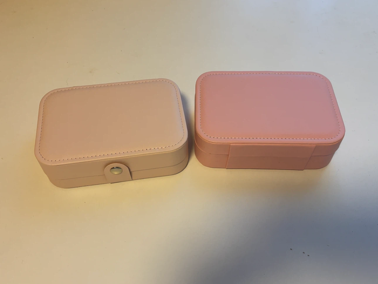 Jewellery Organizer Box （two colours available) - photo 2