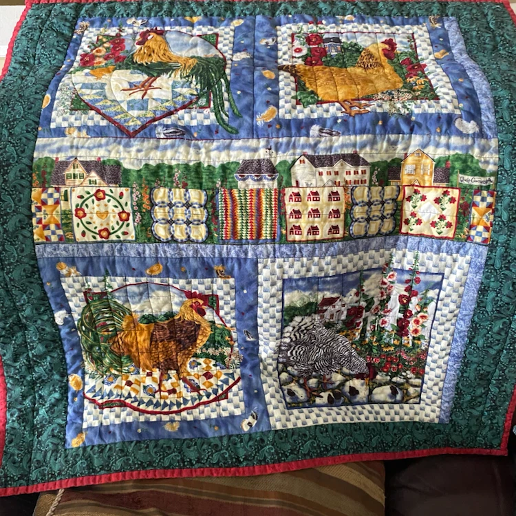 Quilt 3’ x 3’ with Roosters and Scenic Panels