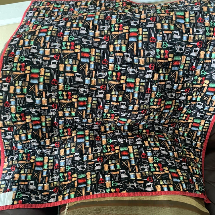 Quilt 3’ x 3’ with Roosters and Scenic Panels - photo 2