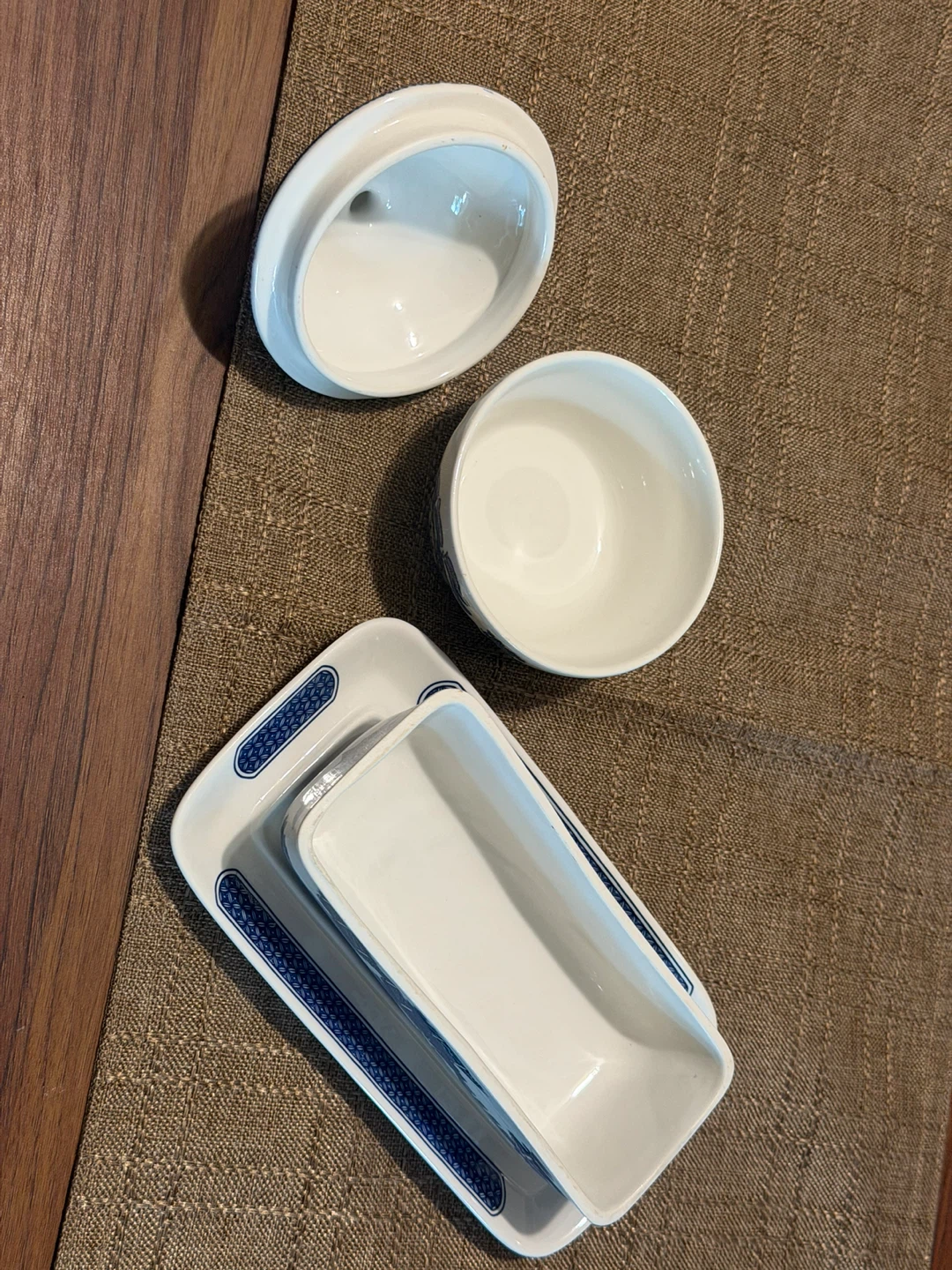 Churchill Willow Blue Butter Dish with Lid - photo 3