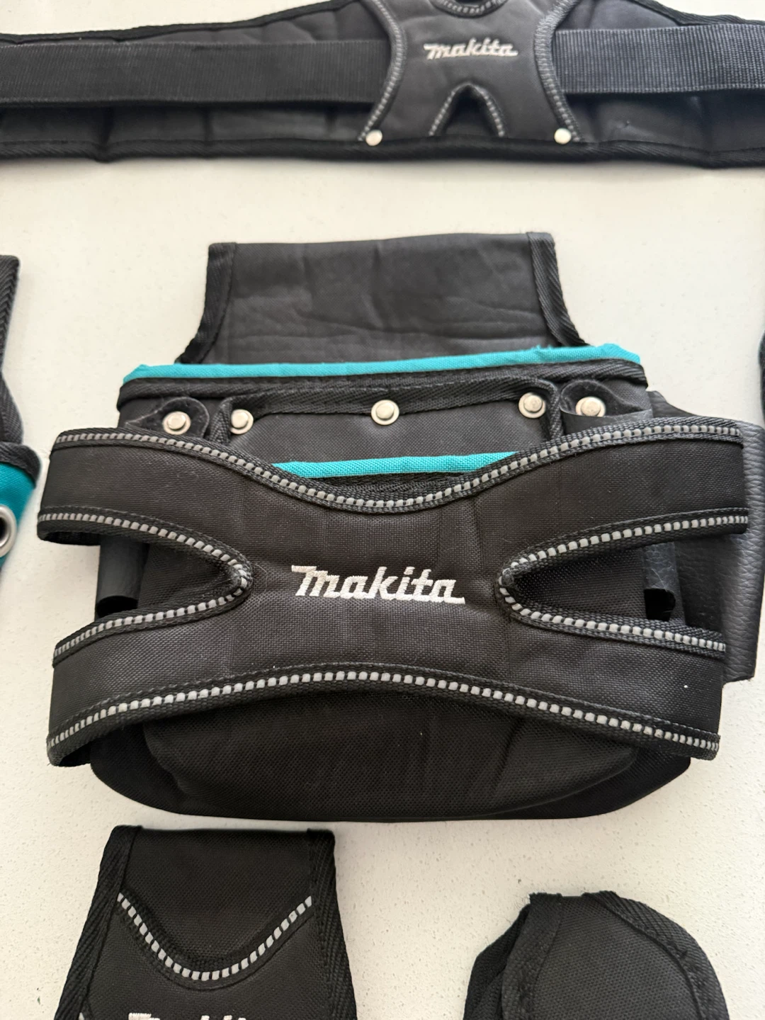 Makita Tool Belt and Holsters Set - photo 3