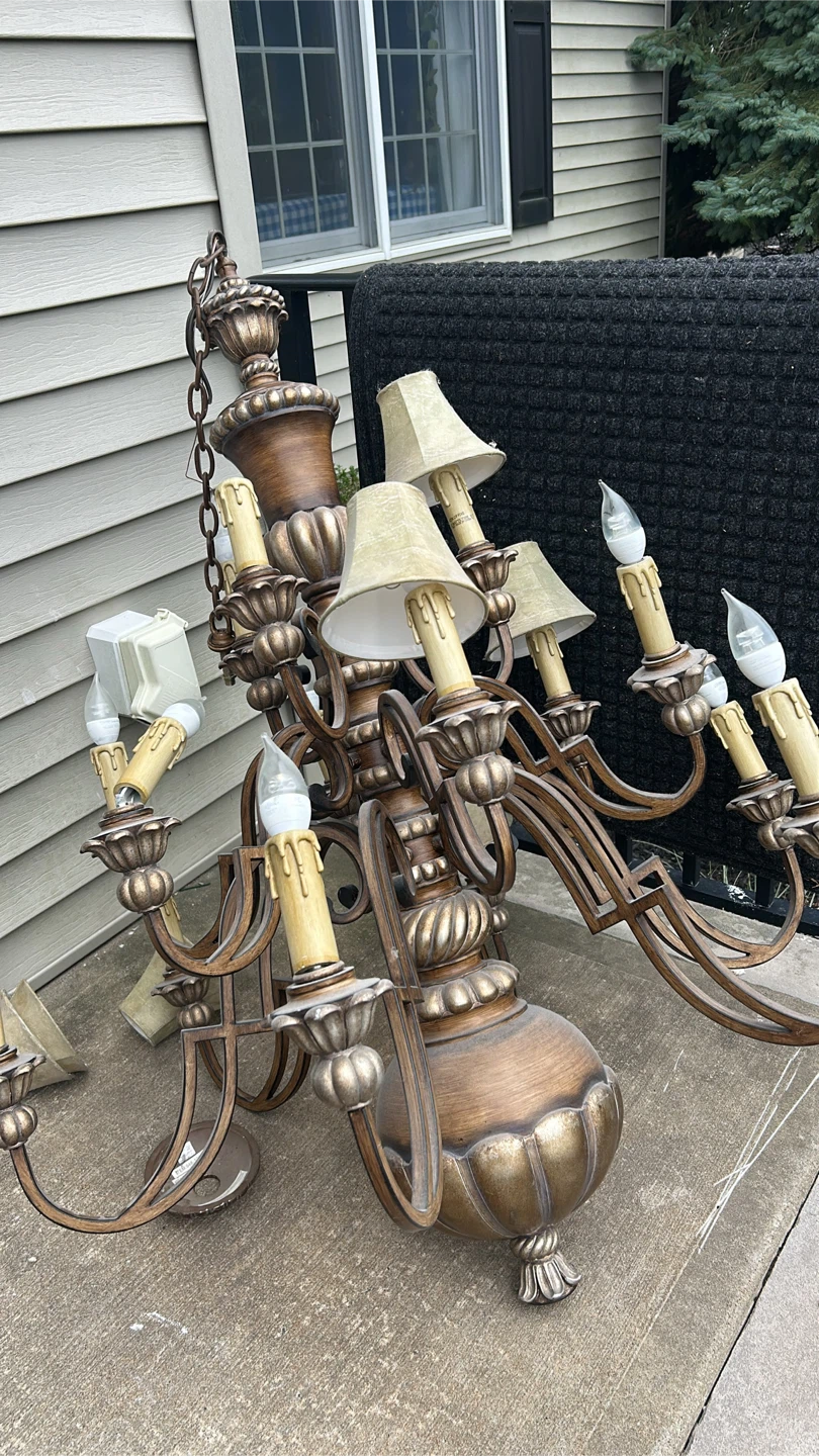 Rustic 8-Light Chandelier with Candle-Style Sockets
