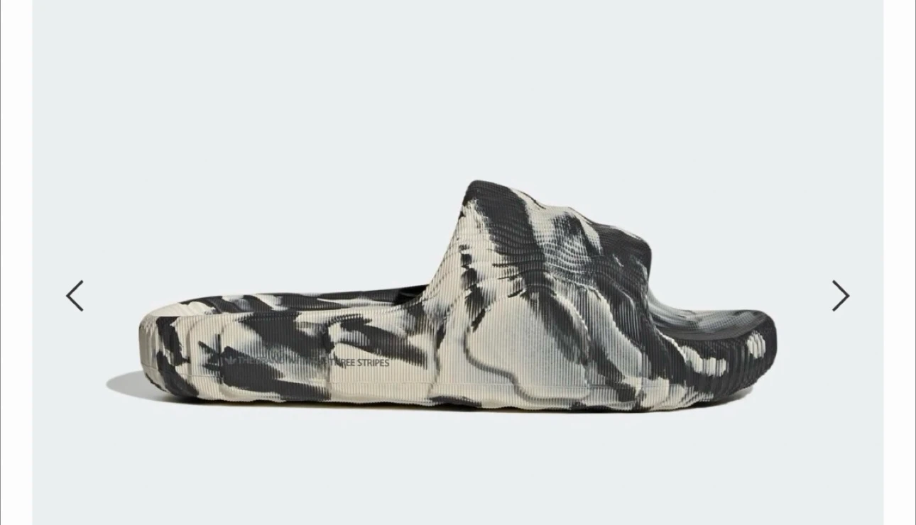 Adidas Adilette 22 Slide- Size M5/W6 ( Price is Firm) - photo 4