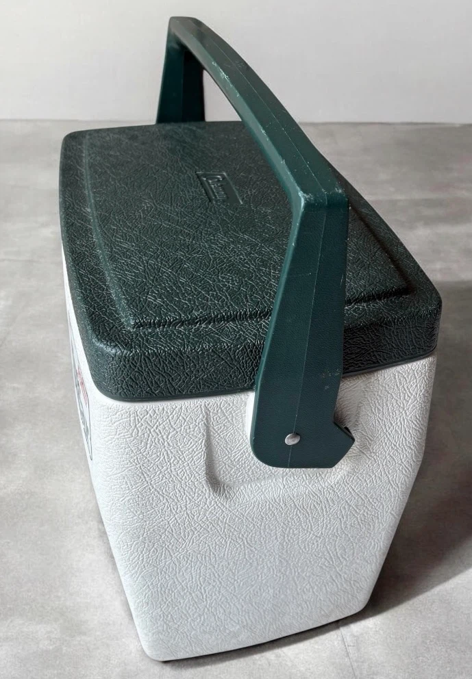 Coleman Oscar Cooler used condition - photo 2