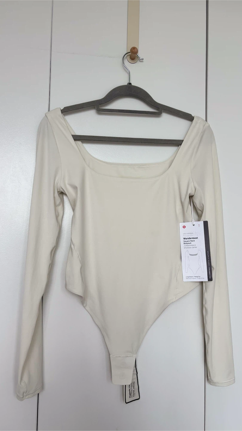 Lululemon Wondermost Longline Bodysuit Cream Size Small