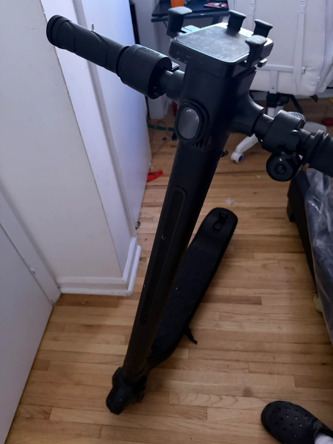Electric scooter - photo 2