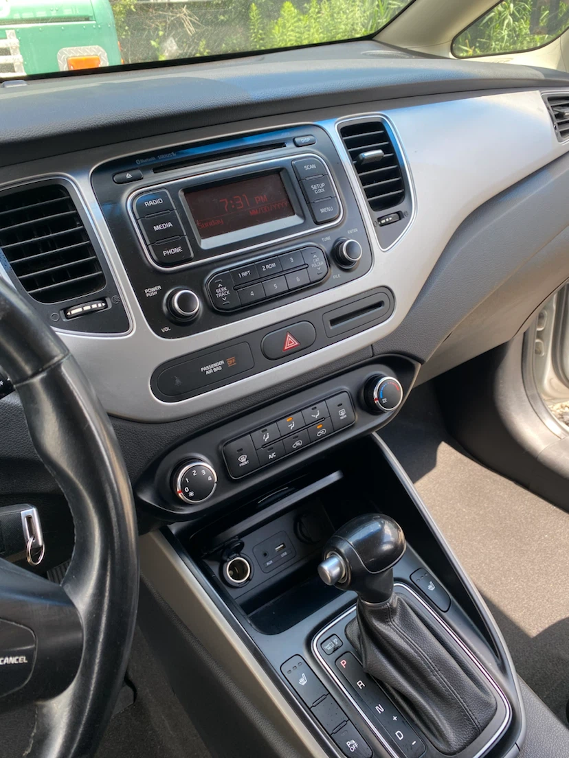 2018 Kia Rondo LX - photo 5