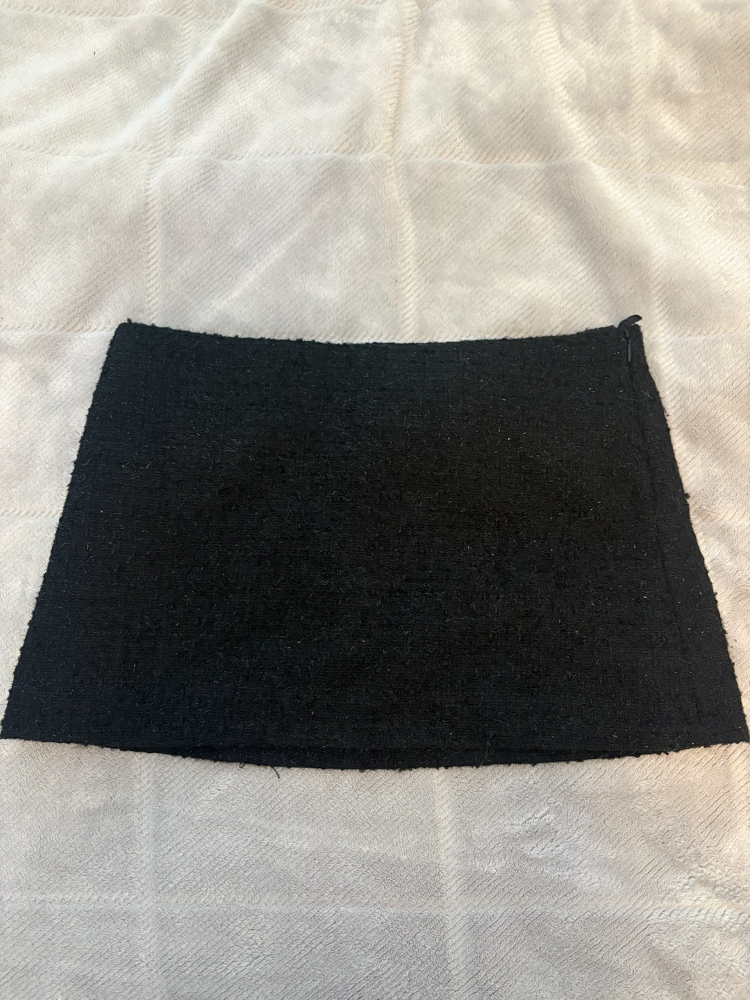 H&M black skirt