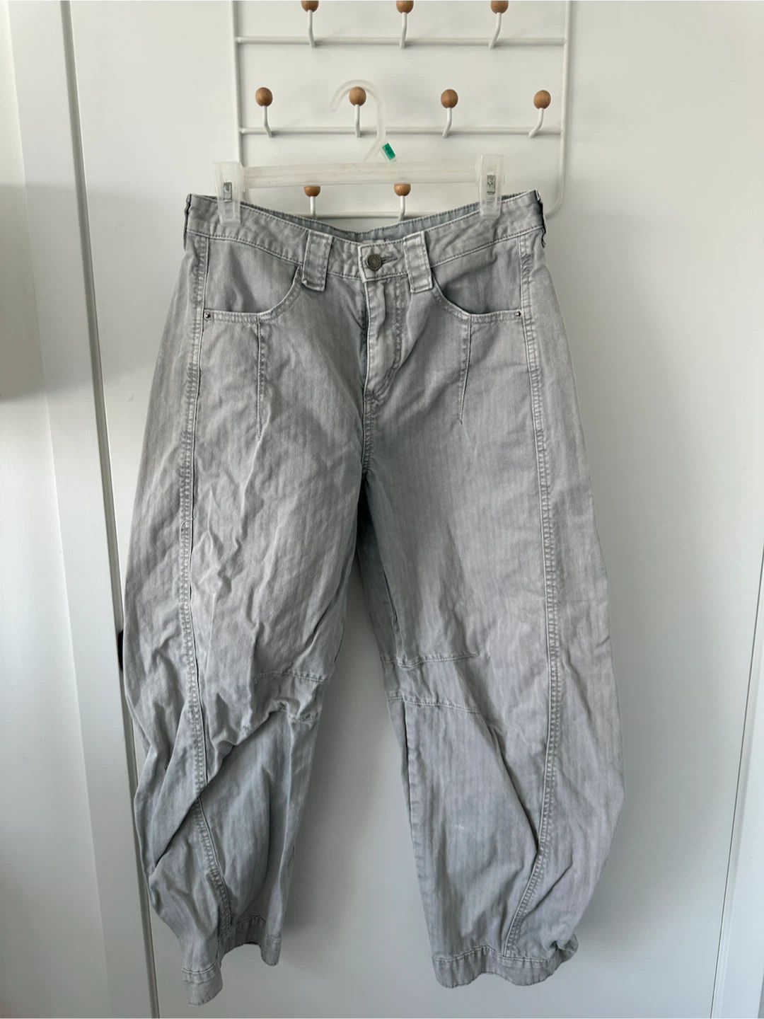 BDG Grey Cropped Cargo Pants Women's Size 6