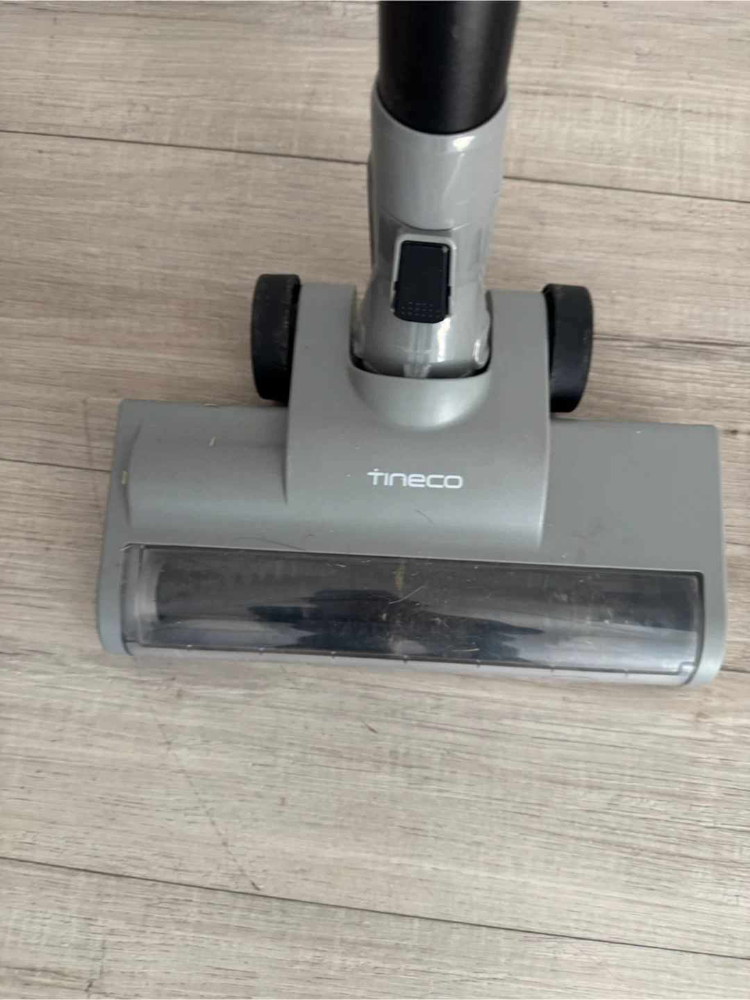 Vacuum - photo 2