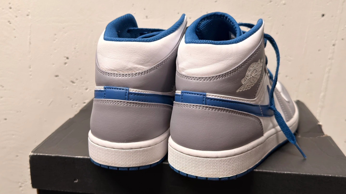 Air Jordan 1 Mid SE Men's Shoes 10,5 - photo 3