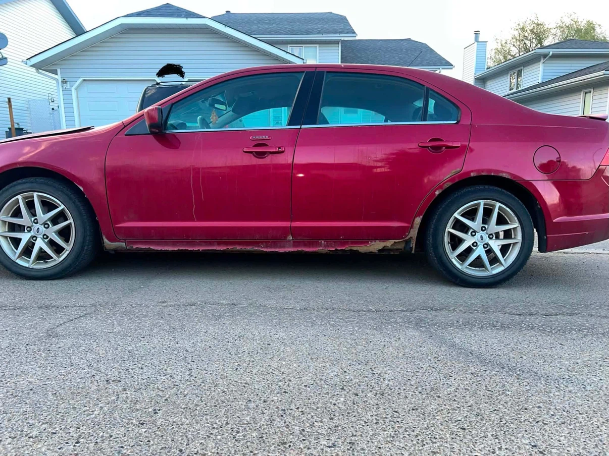 2012 Ford Fusion selling as parts - photo 3