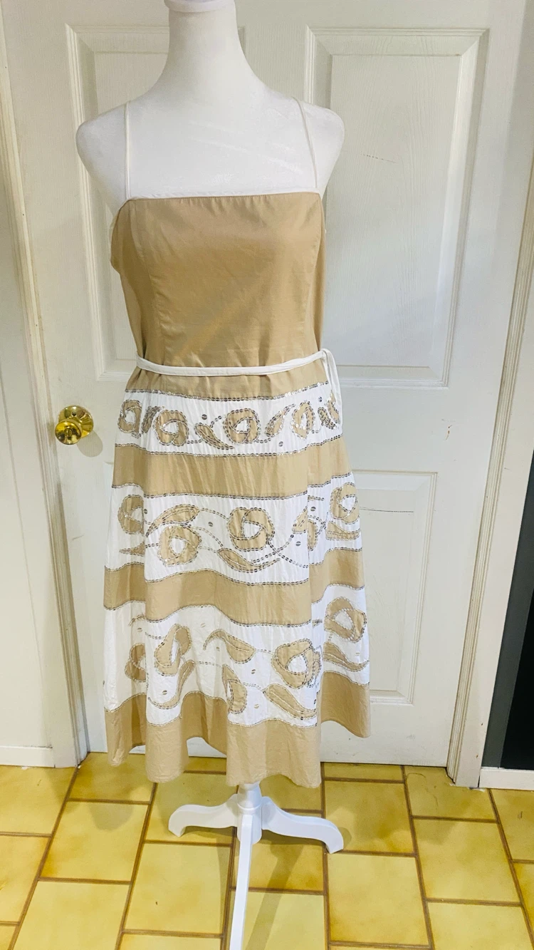 BcBG Maxazaria size 10