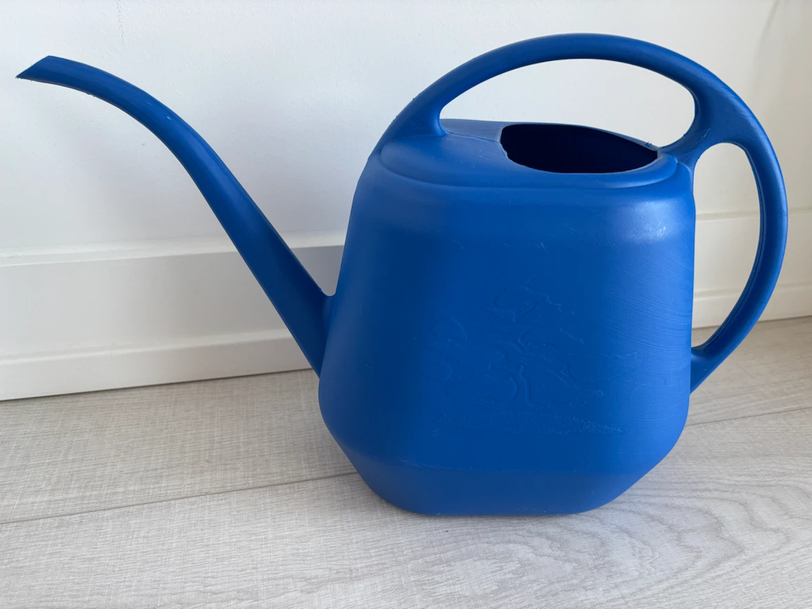 Blue 4.25L plastic water can