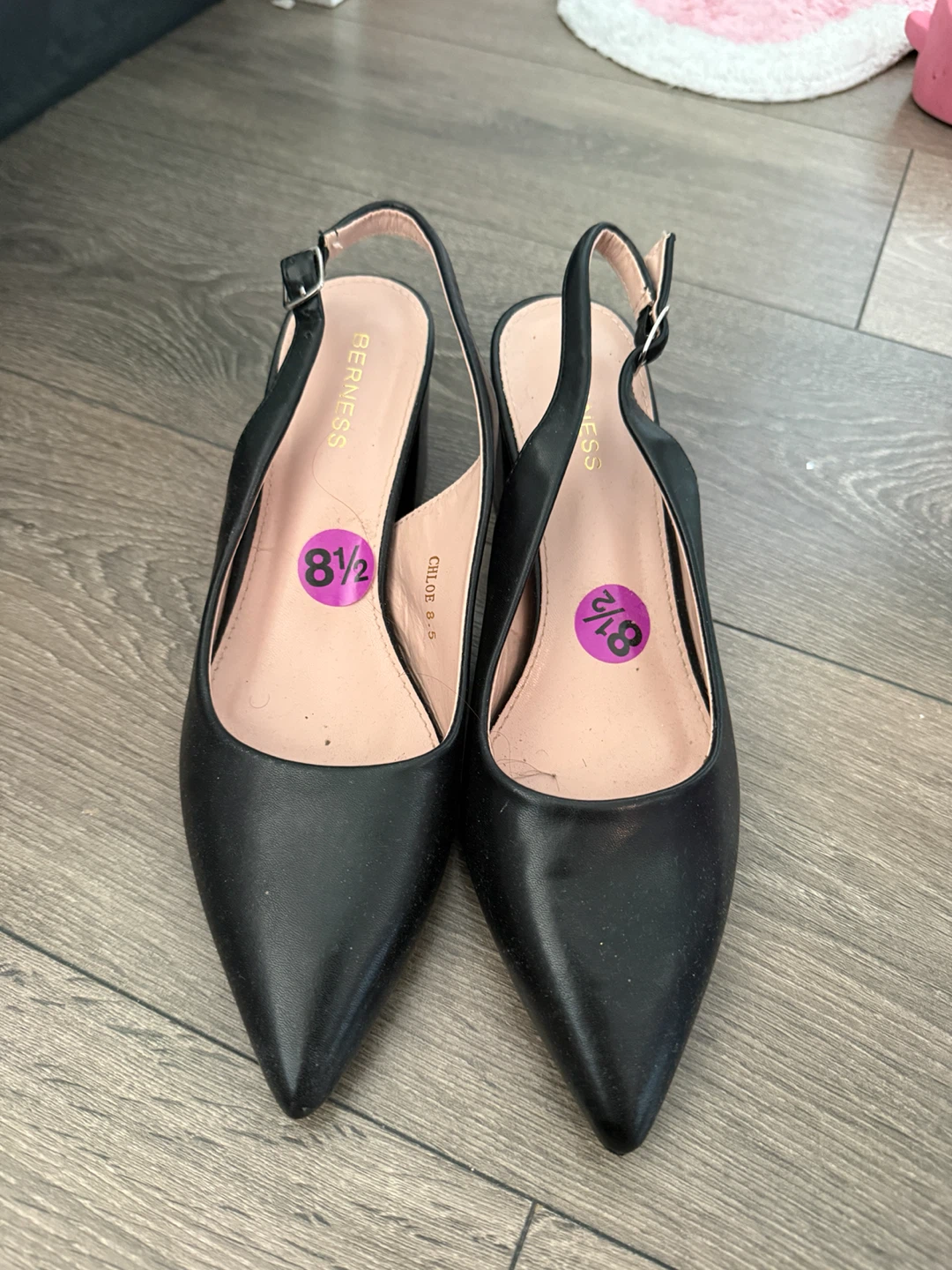 Berness Black Slingback Heels Size 8.5