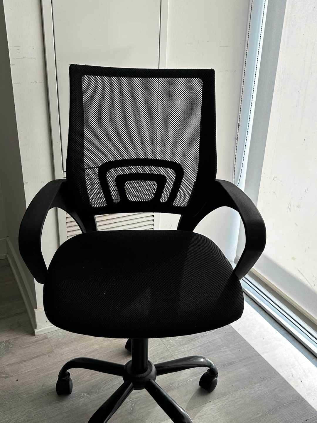 Black Mesh Office Chair