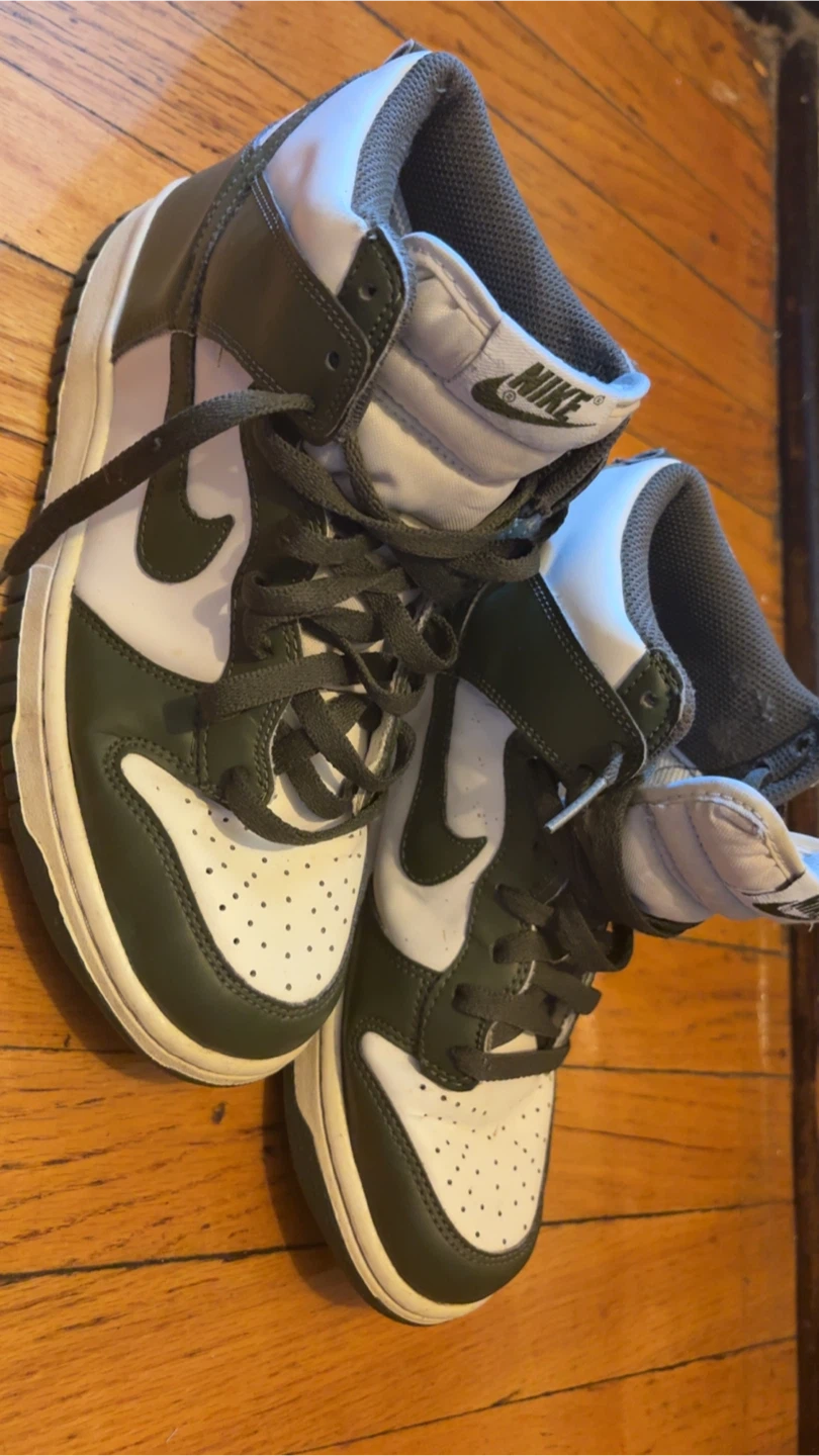 Nike Dunk High White/Olive Sneakers