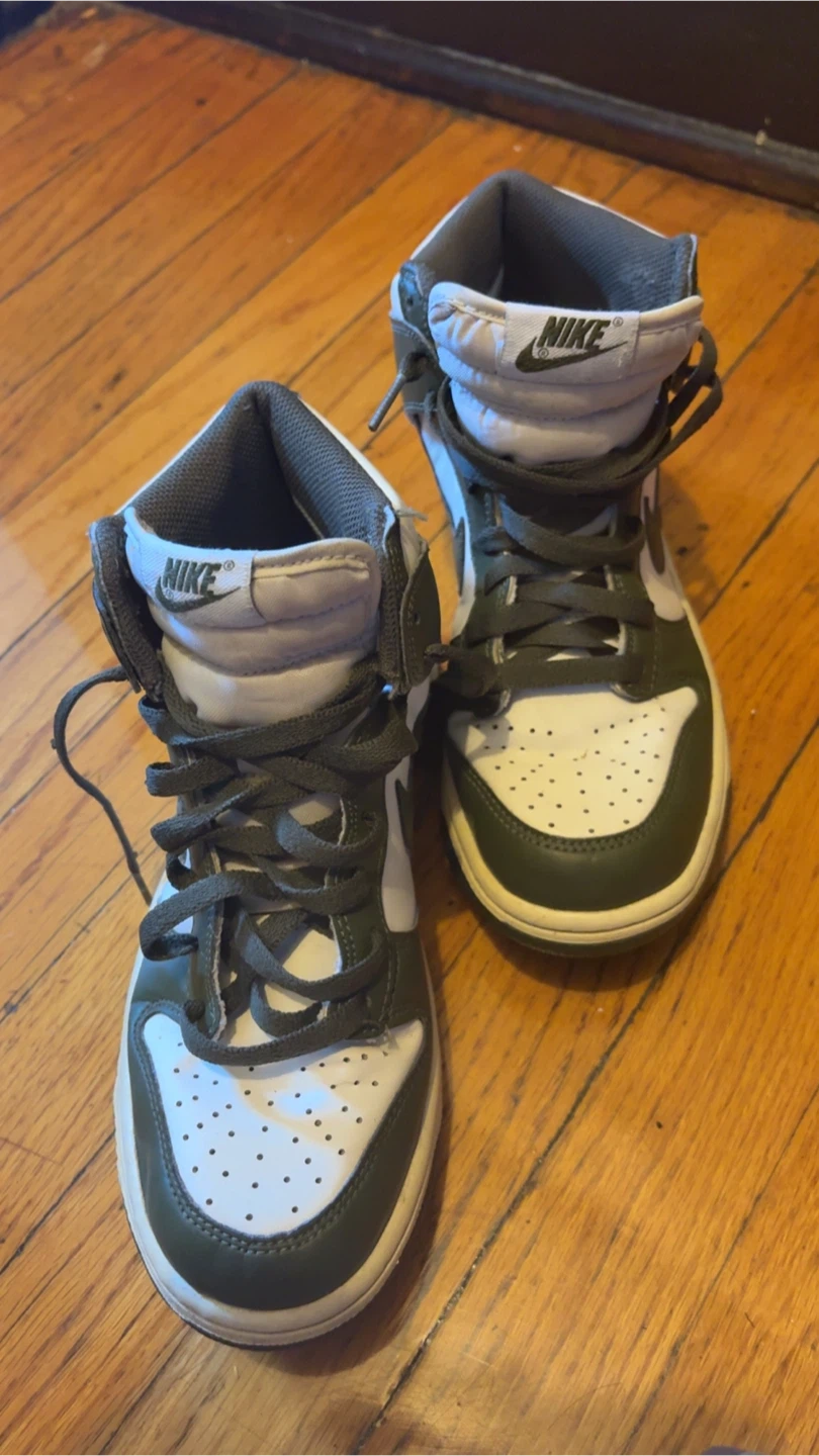 Nike Dunk High White/Olive Sneakers - photo 3