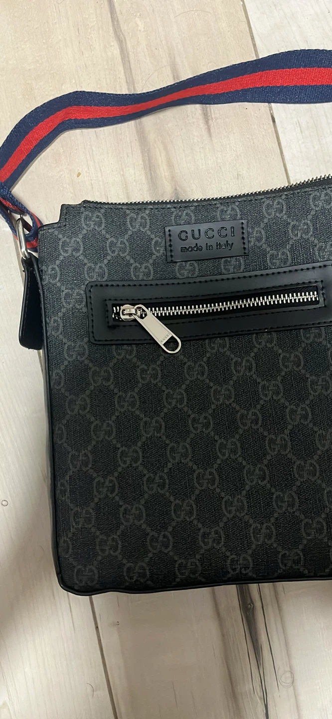Gucci Messenger Bag - photo 2