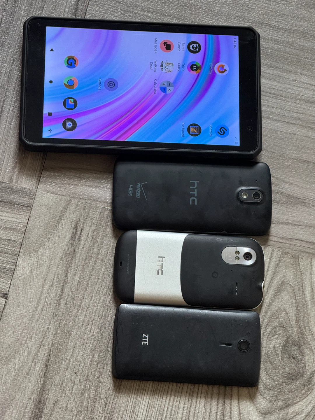 Lot of 3 HTC Phones and 1 Tablet - photo 4