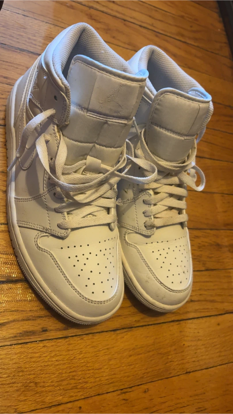 Air Jordan 1 Mid SE - photo 2