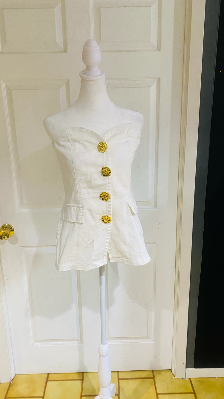 Top size large