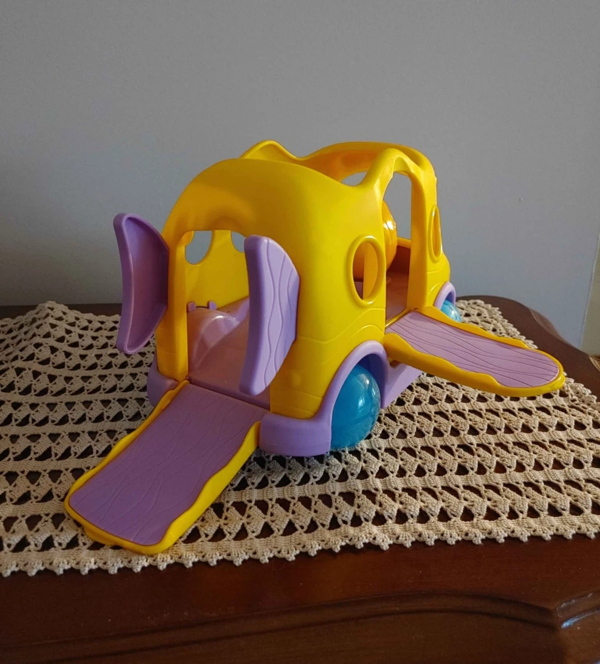 Bubble Guppies Swim Sational School Bus W/ Mr. Grouper - photo 4