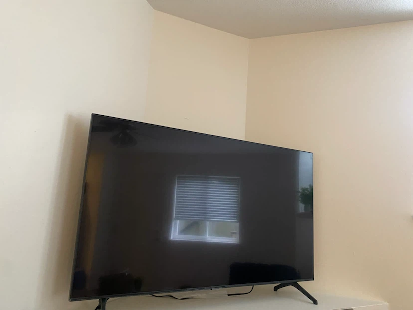 Samsung 50 inch TU7000 Smart 4K UHD TV - photo 2