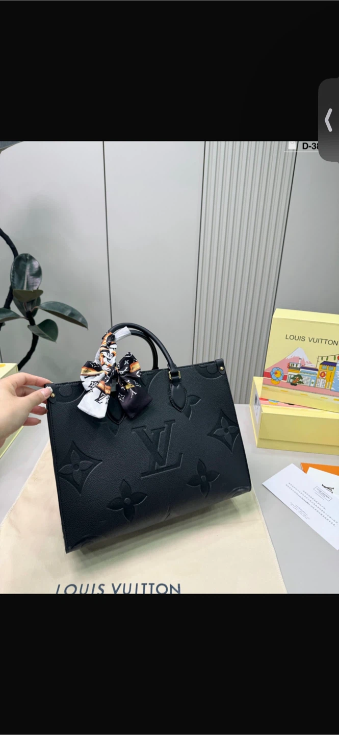 Louis Vuitton Black Monogram Empreinte Tote Bag - photo 2
