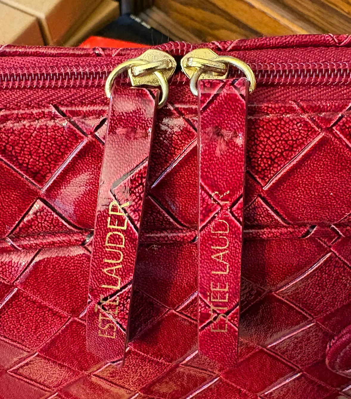 ✨✨Large Estée Lauder Red Woven Travel Bag - photo 4