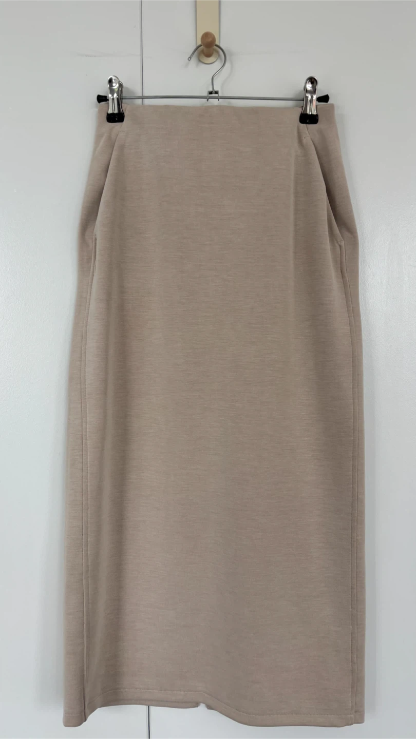 Lululemon Softsteme Midi Skirt - Mojave Tan