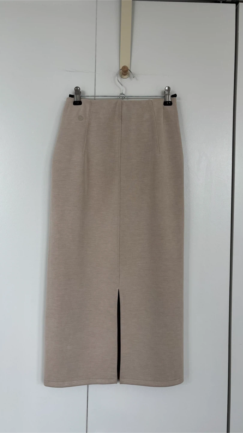 Lululemon Softsteme Midi Skirt - Mojave Tan - photo 2