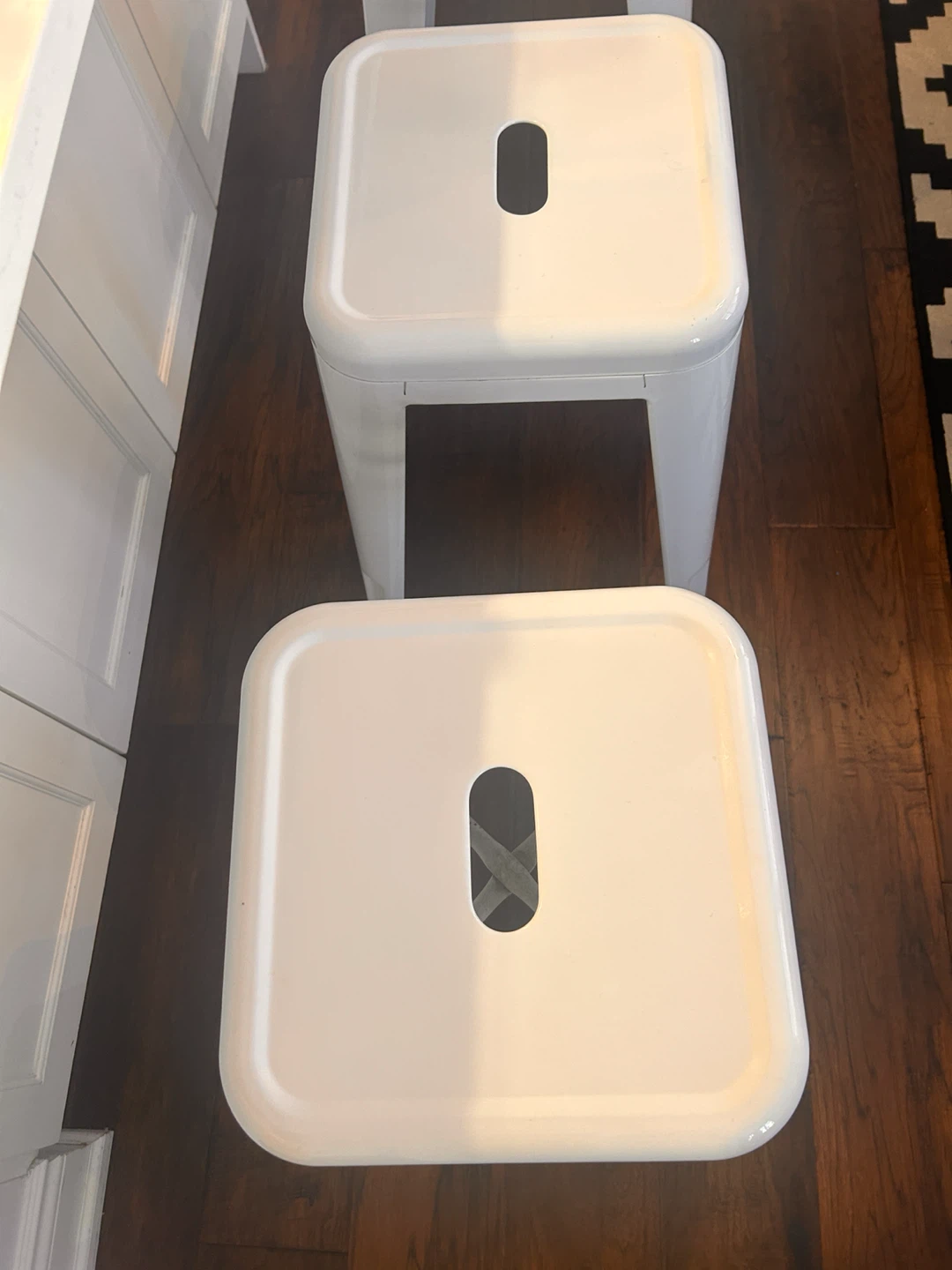 White Metal Stools (Set of 3) - photo 3