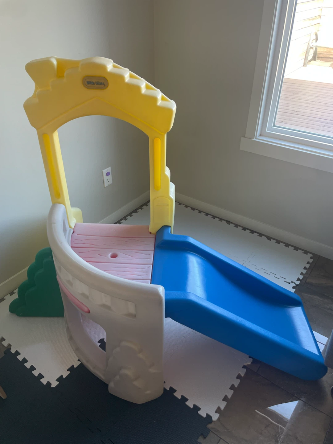 Little Tikes Play Structure - photo 2