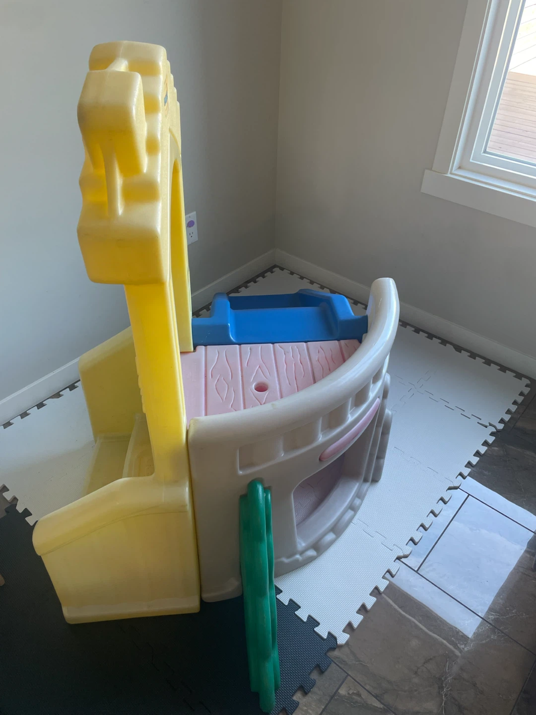 Little Tikes Play Structure - photo 3