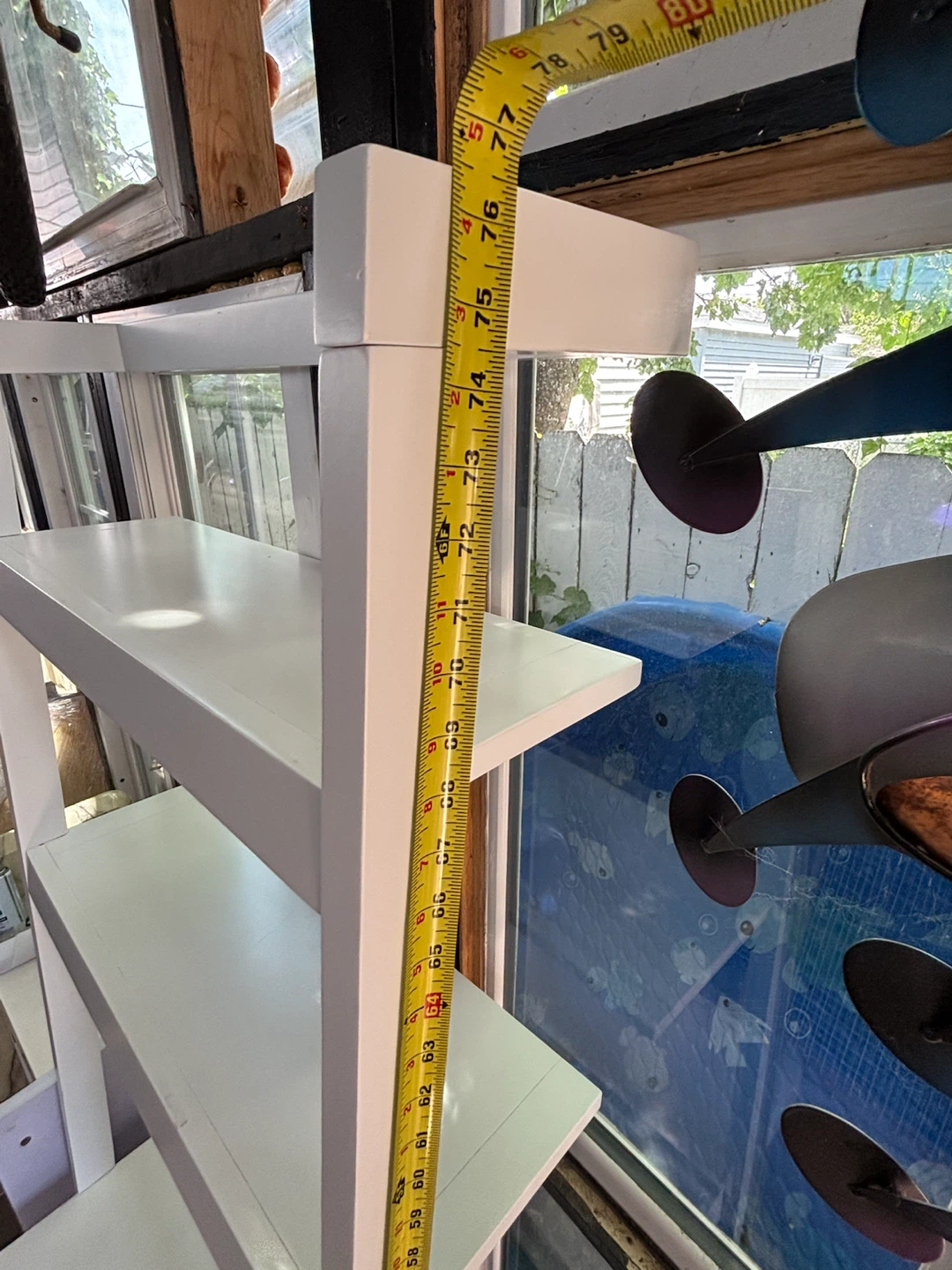 White Leaning Ladder Shelf desk - photo 4