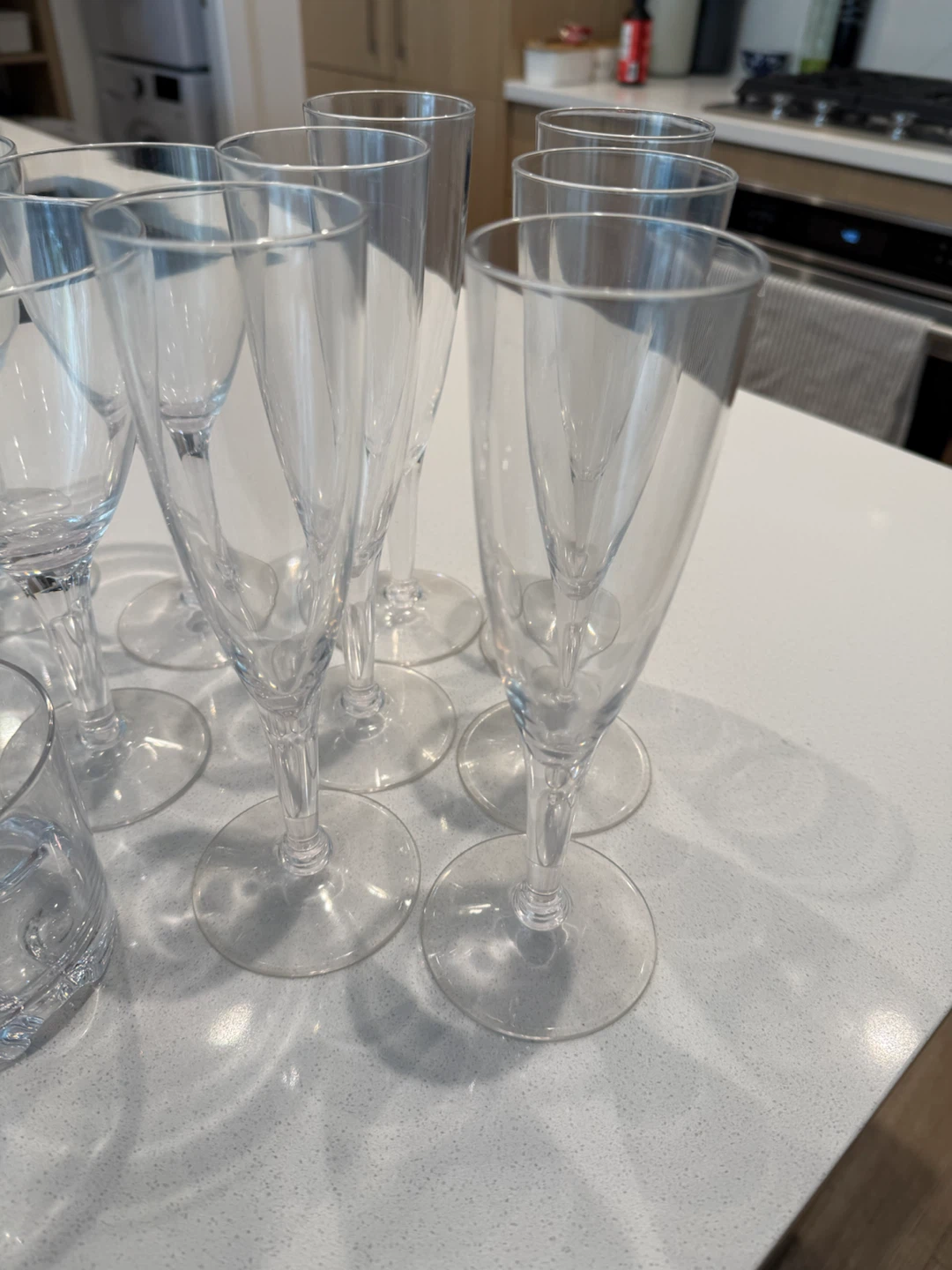 Set of clear acrylic glassware - photo 2