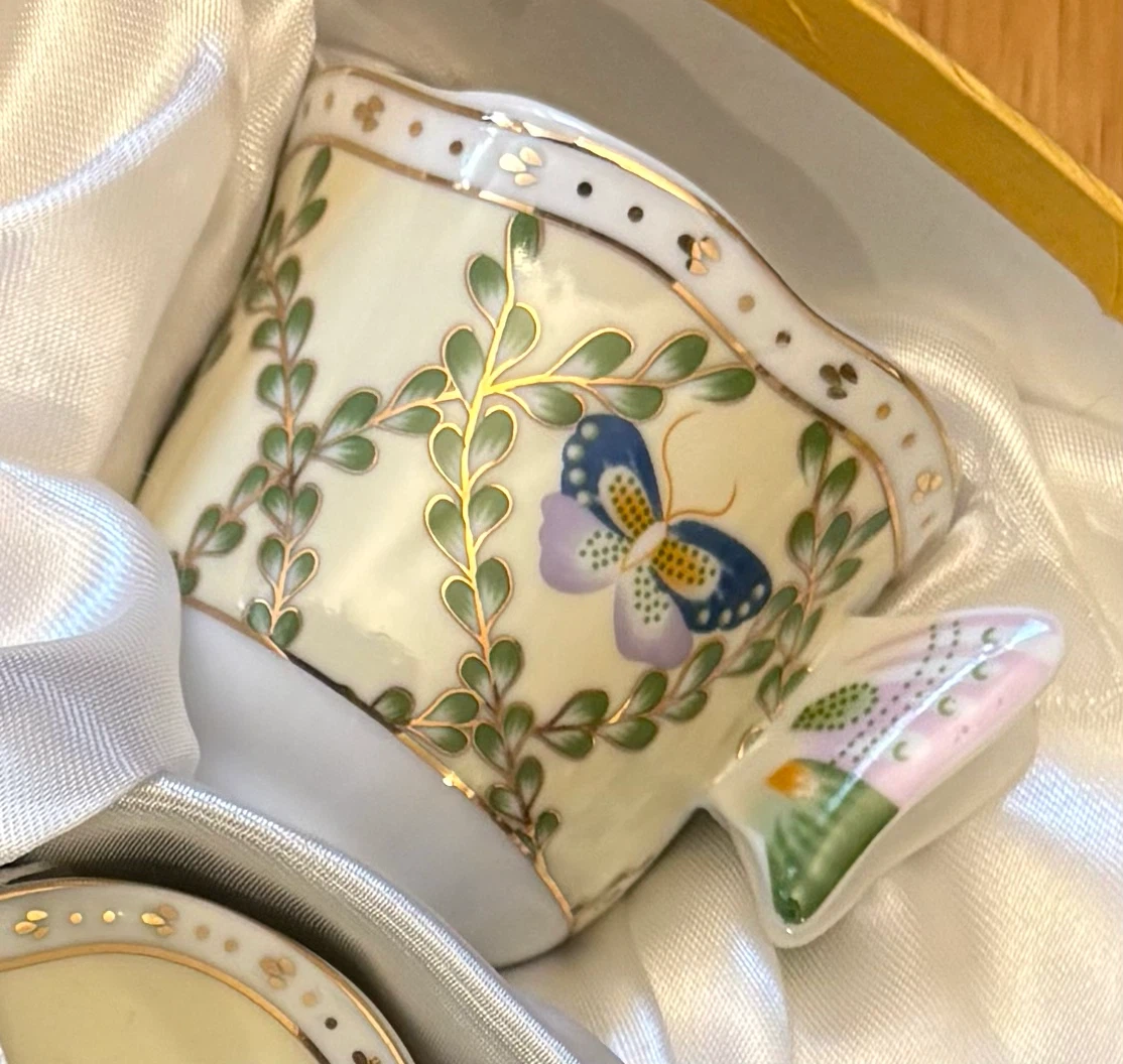 ✨✨CC&T Butterfly Design Mini Tea Cup and Saucer Set - photo 4