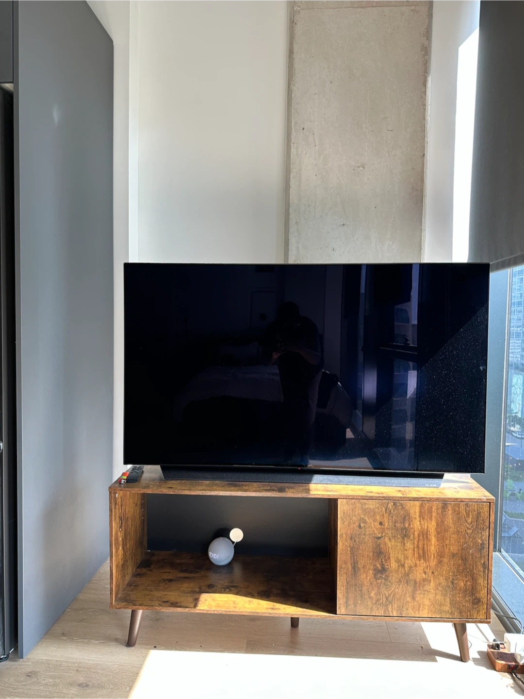 LG 55” TV + FREE Console - photo 2
