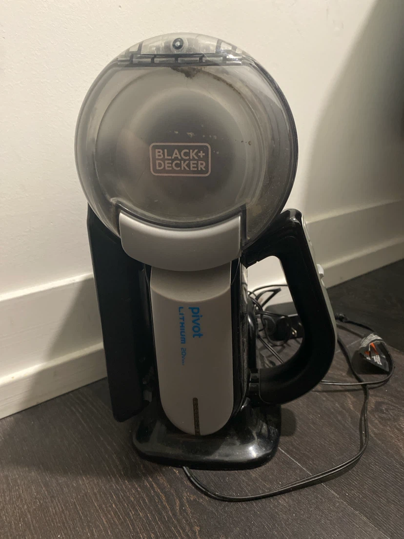 Black+Decker Pivot Lithium Cordless Handheld Vacuum