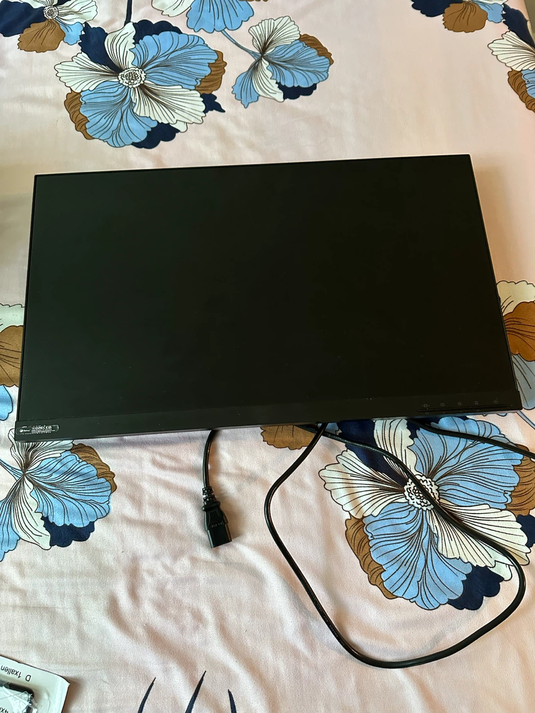 Lenovo Monitor - photo 3