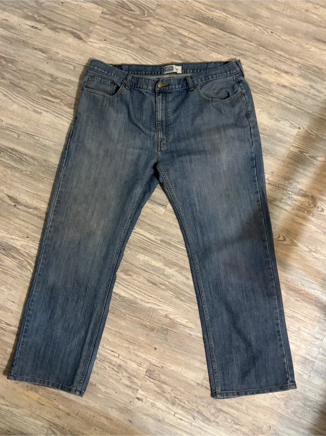 Levi Strauss Signature Straight Fit Jeans