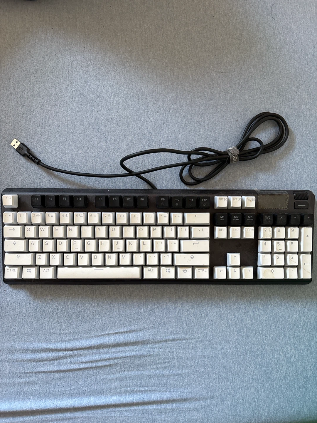 SteelSeries Apex 5 Mechanical Key Board