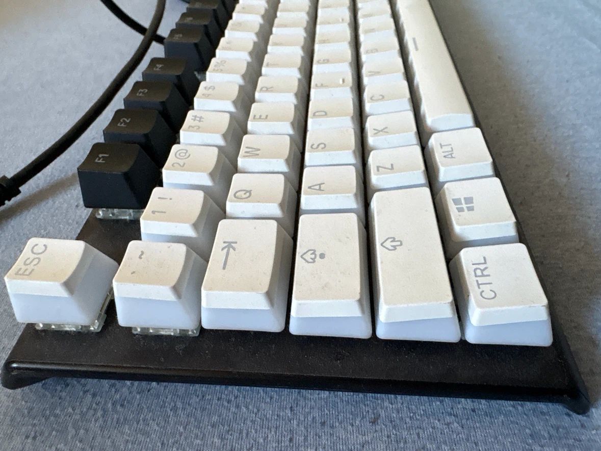 SteelSeries Apex 5 Mechanical Key Board - photo 2