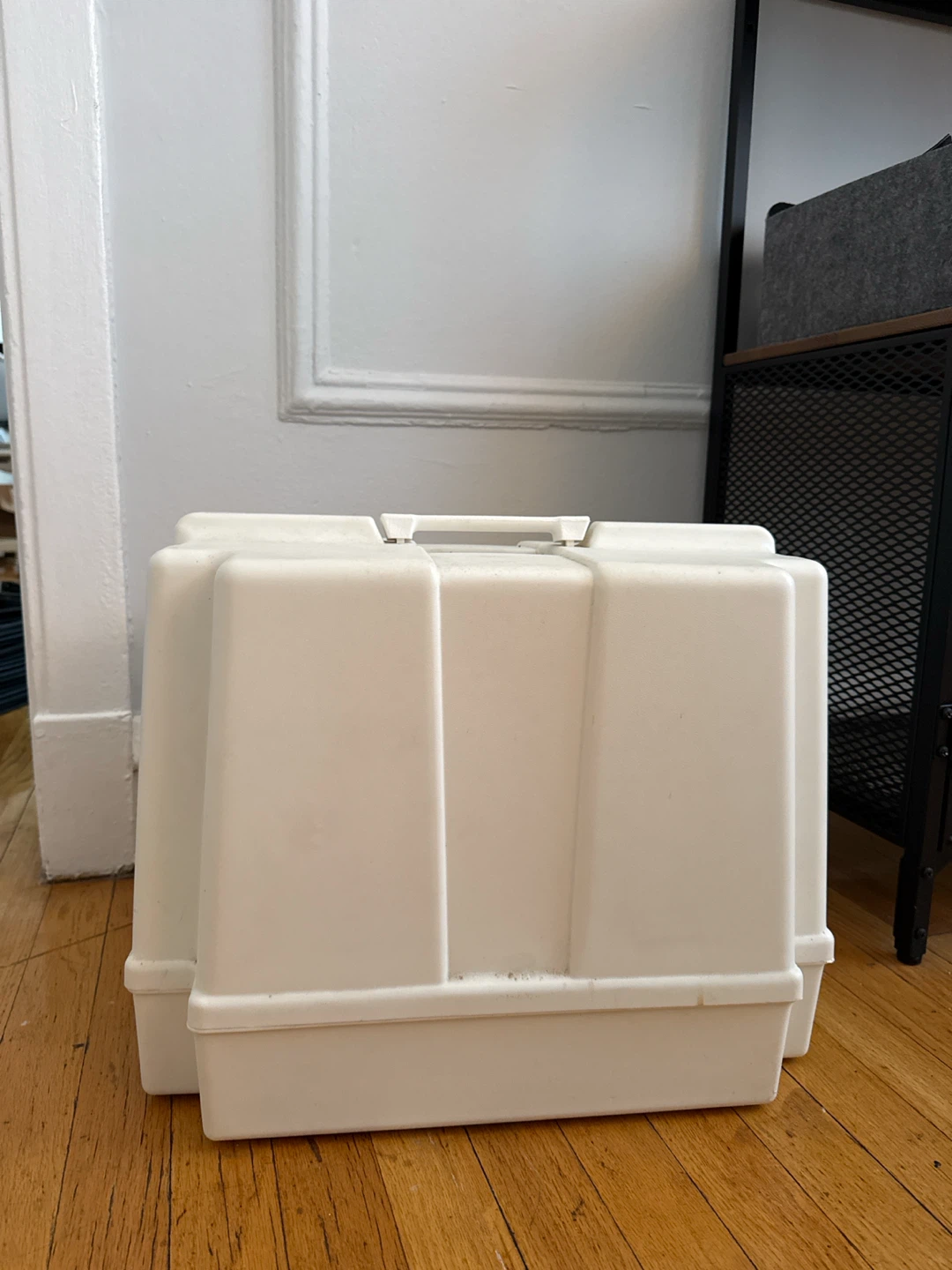 Brother XL-3750 Sewing Machine with Case - photo 3