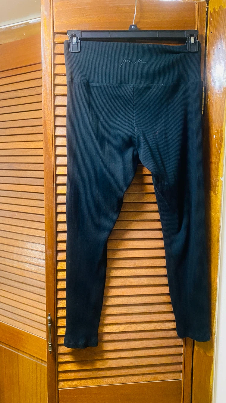 Pink by Victoria secrets size large - photo 4